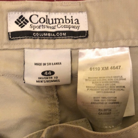 Mens 44inch khaki Columbia shorts - Picture 3 of 6